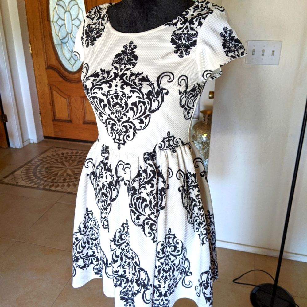Sequin hearts brand  A line mini dress size small,